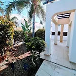 Semesterbostad Alkioni 31 With Pool And Jacuzzi Paralimni