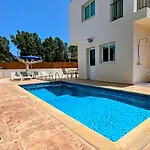 Alkioni 31 بيت للعطل *