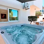 Alkioni 31 With Pool And Jacuzzi Дом отдыха