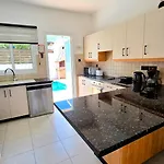 Alkioni 31 بيت للعطل باراليمني