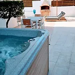 Alkioni 31 With Pool And Jacuzzi Дом отдыха