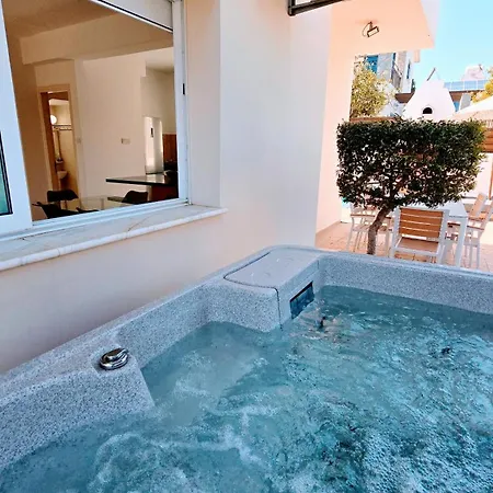 Alkioni 31 With Pool And Jacuzzi Παραλίμνι