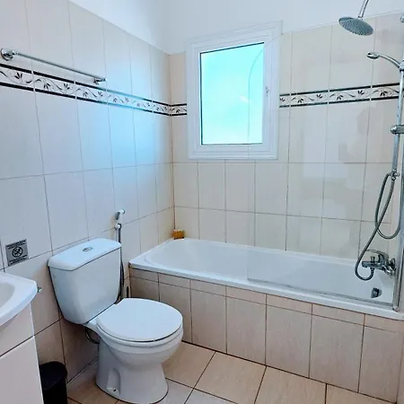 Nyaraló Alkioni 31 With Pool And Jacuzzi Paralímni