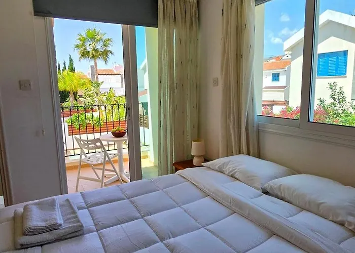 Alkioni 31 * Paralimni